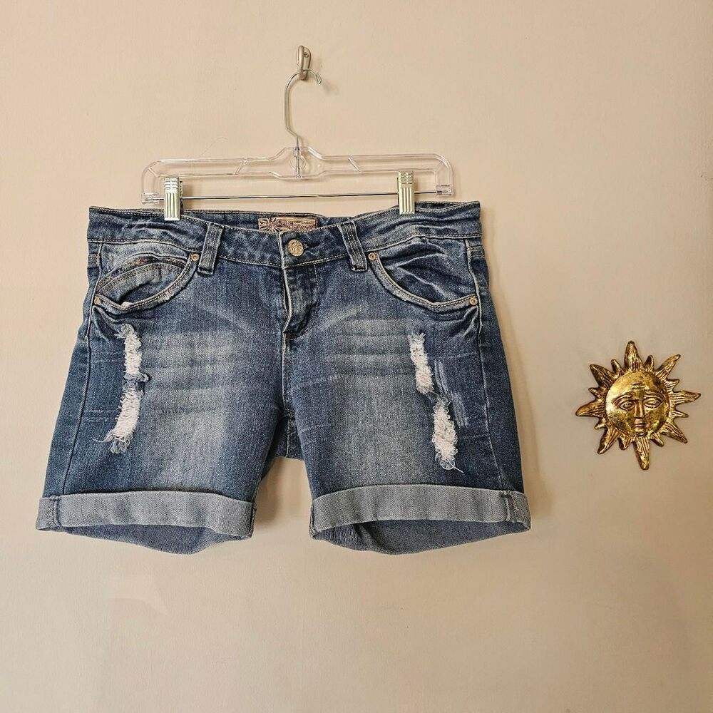 Wallflower Women's Jean Shorts